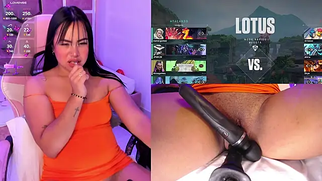 Snapshot of Alice_Roys chatting on February 23, 1:42 pm Alice Roys online show from February 23, 1:42 pm