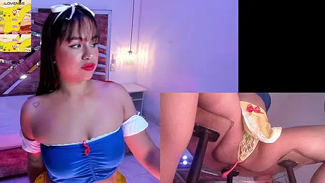 Snapshot of Alice_Roys chatting on October 27, 9:30 pm Alice Roys online show from October 27, 9:30 pm