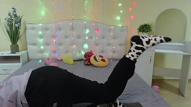 TinaRedly online show from January 23, 9:50 am