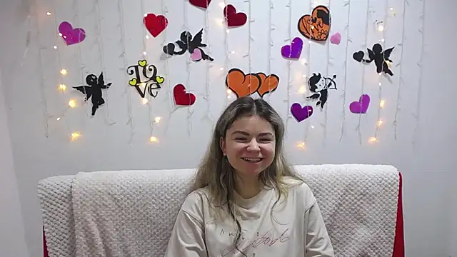 TinaRedly online show from January 31, 3:52 am