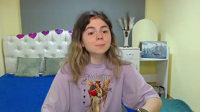 TinaRedly online show from September 8, 5:45 pm