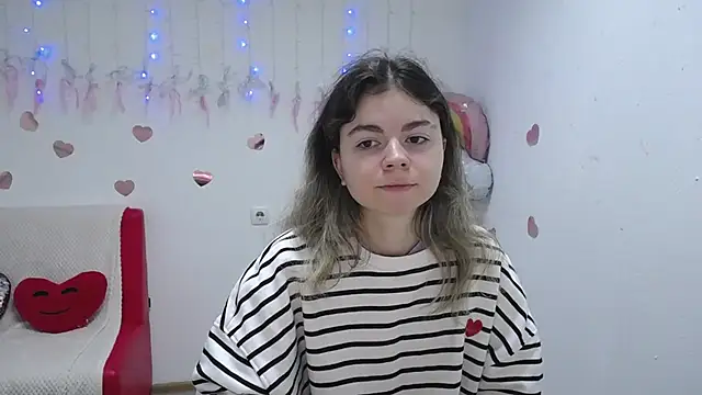 TinaRedly online show from September 21, 5:53 am