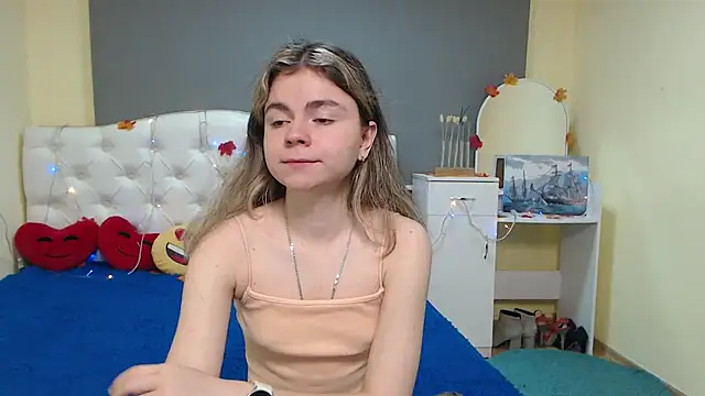 TinaRedly online show from November 26, 11:39 pm