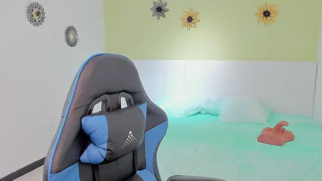 amira cute2 online show from February 1, 7:36 am