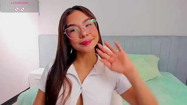 amira cute2 online show from October 7, 11:40 am