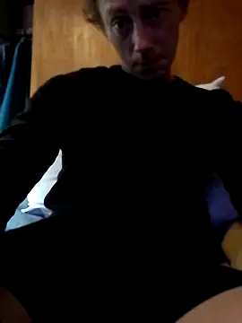 elmerfuddin87 online show from September 30, 4:50 am