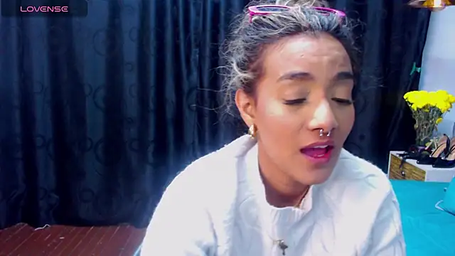 megan collins96 online show from December 29, 7:22 pm