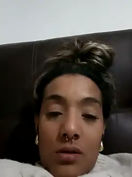 megan collins96 online show from December 30, 1:37 am