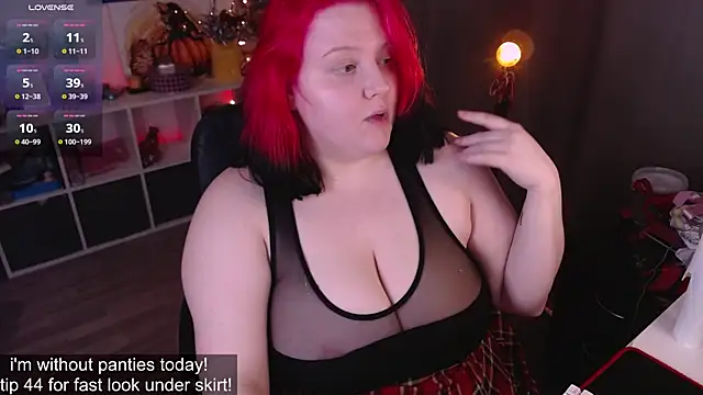 Snapshot of lissamuff chatting on February 23, 7:28 pm lissamuff online show from February 23, 7:28 pm