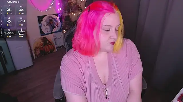 Snapshot of lissamuff chatting on September 11, 3:56 pm lissamuff online show from September 11, 3:56 pm