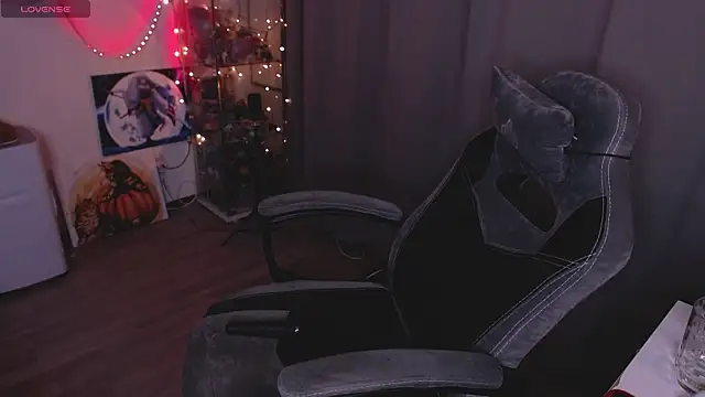 Snapshot of lissamuff chatting on September 14, 5:12 pm lissamuff online show from September 14, 5:12 pm