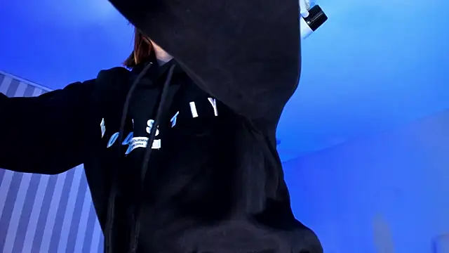 ArianaBaker online show from January 24, 1:14 pm