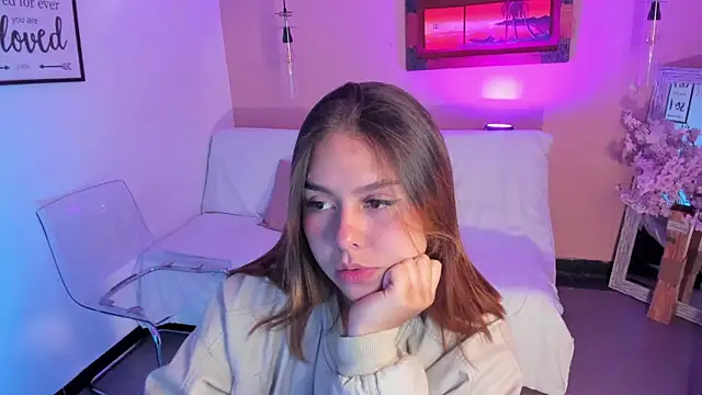 ArianaBaker online show from September 9, 1:54 pm