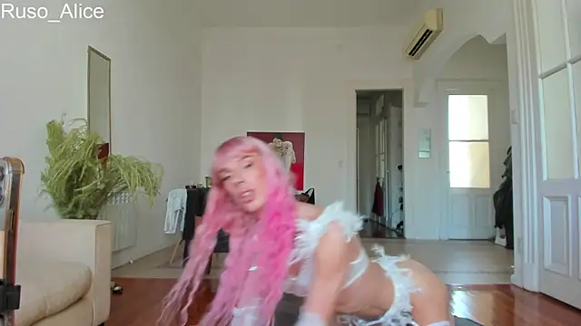 AliceSnowCatt online show from March 21, 2:07 pm