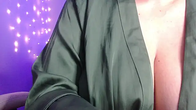 missdaniels online show from February 26, 10:53 pm