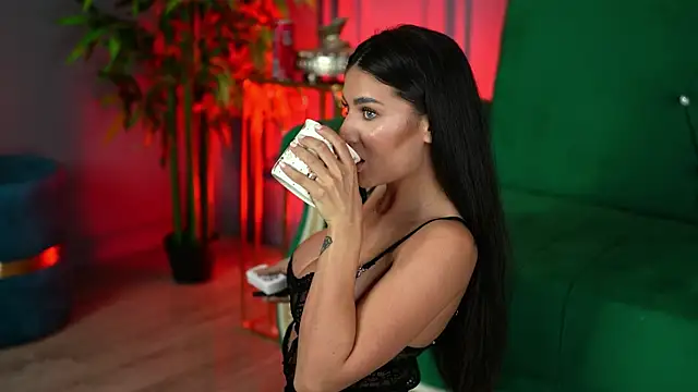 Snapshot of BlairSanders chatting on January 24, 10:08 pm BlairSanders online show from January 24, 10:08 pm