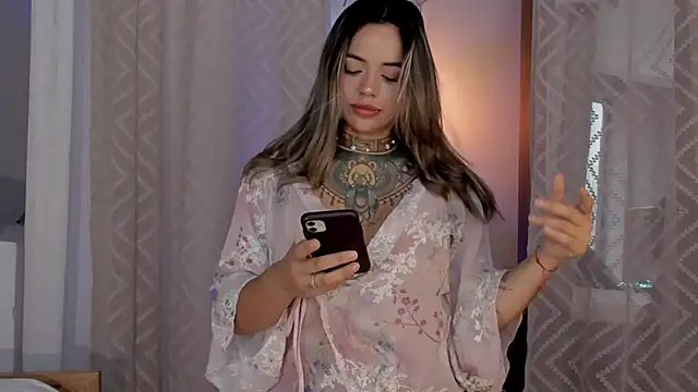 yandracelisofficial online show from December 20, 10:22 pm