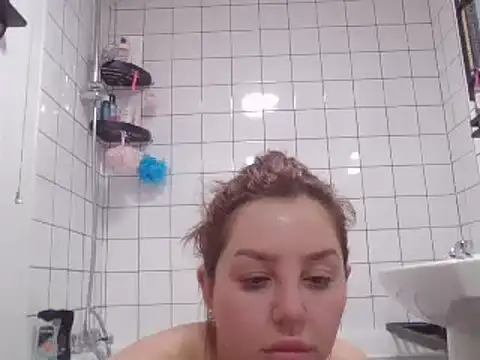 Snapshot of magical_mia chatting on February 5, 9:57 am magical mia online show from February 5, 9:57 am