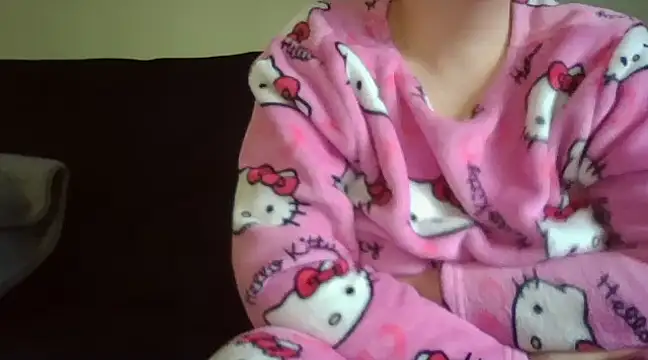 Snapshot of magical_mia chatting on February 20, 11:09 am magical mia online show from February 20, 11:09 am