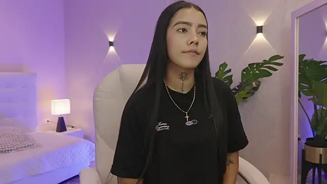 miagomezweb1 online show from November 28, 2:42 pm