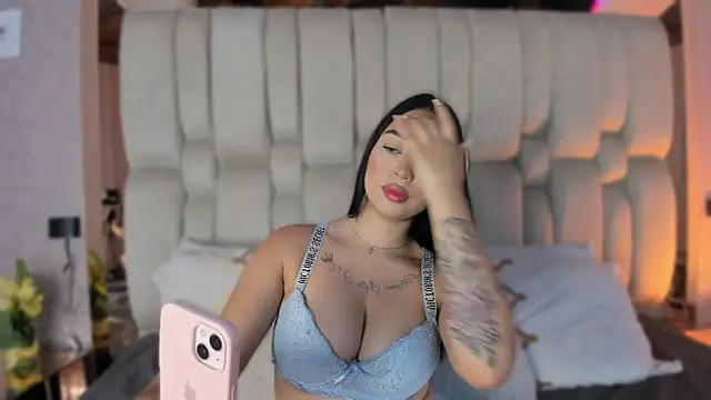 AnthonellaSweet online show from October 21, 11:44 am