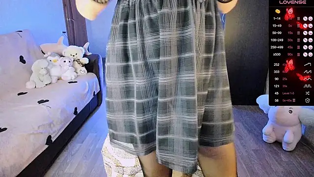 shimizyre    online show from October 19, 10:05 am