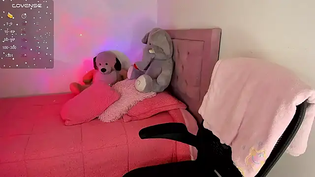 Snapshot of youpinkgirl_ chatting on January 27, 8:28 pm youpinkgirl online show from January 27, 8:28 pm