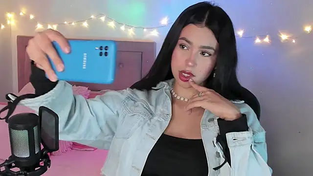 Snapshot of youpinkgirl_ chatting on December 17, 9:10 pm youpinkgirl online show from December 17, 9:10 pm