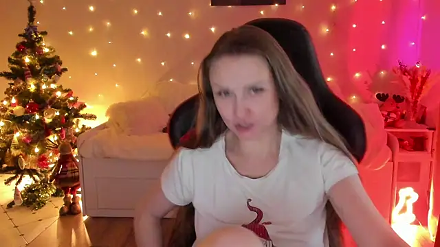 Snapshot of desperatehousewife__ chatting on January 15, 12:15 pm desperatehousewife online show from January 15, 12:15 pm