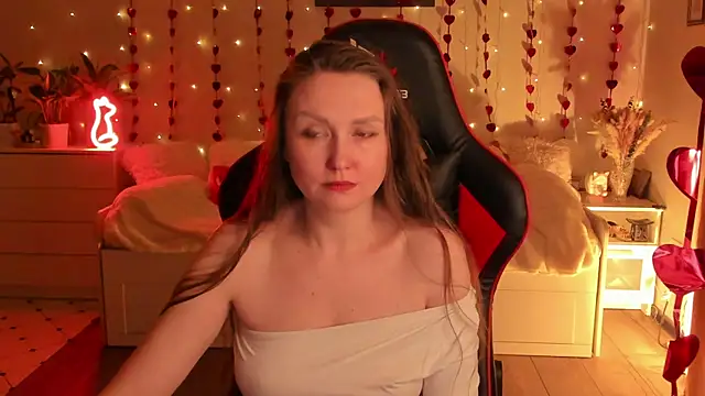 Snapshot of desperatehousewife__ chatting on February 16, 6:10 pm desperatehousewife online show from February 16, 6:10 pm