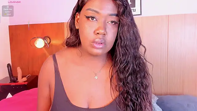 Snapshot of Aishaza1 chatting on September 21, 4:25 am Aishaza1 online show from September 21, 4:25 am