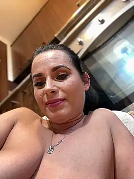 Hotmomcheckk  online show from December 30, 12:52 pm