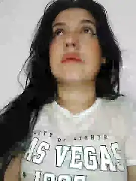 Sophie-hatter online show from January 4, 9:31 pm