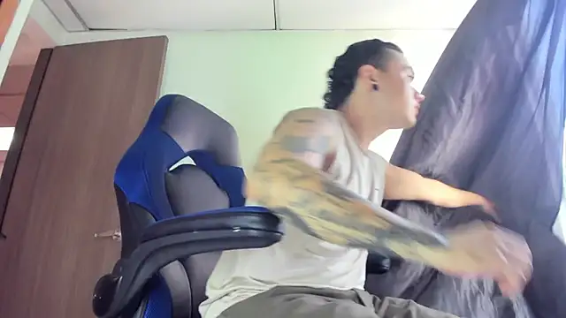 male pussy online show from December 7, 6:59 pm