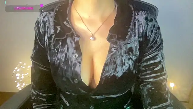 Tashaa online show from February 27, 5:26 pm