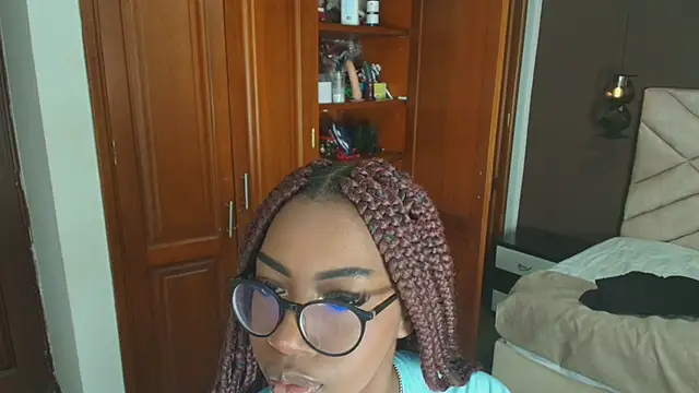 Raquel jones online show from January 27, 11:54 am