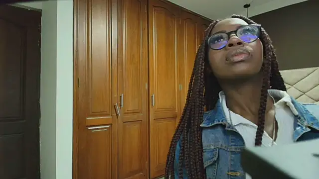 Raquel jones online show from January 28, 11:38 am