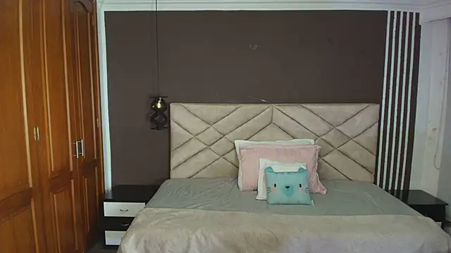 Raquel jones online show from February 15, 11:39 am