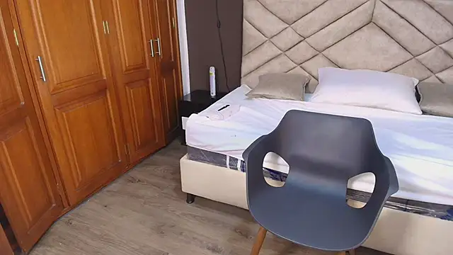 Raquel jones online show from November 25, 11:54 am