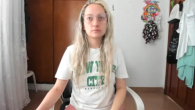 Adele johnsonn1 online show from November 11, 3:45 pm