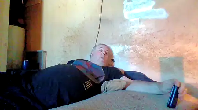 Nightshade7712 online show from February 26, 8:33 pm