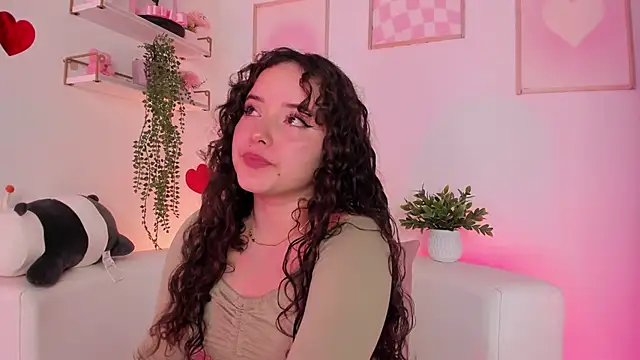 Aurora aaa online show from March 4, 9:43 pm