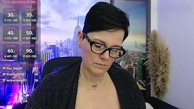 ninarandmann online show from January 9, 6:57 pm