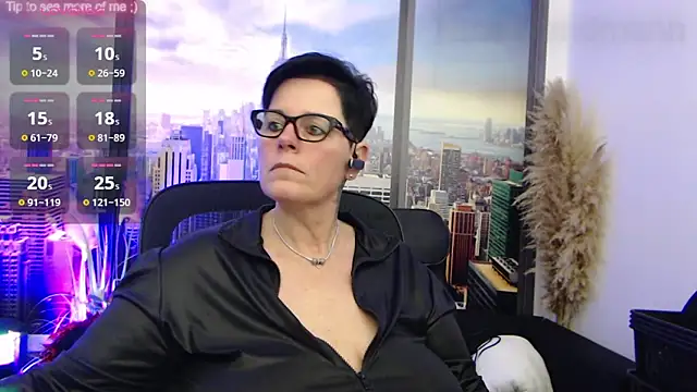 ninarandmann online show from February 4, 6:06 pm