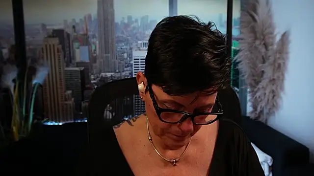 ninarandmann online show from October 30, 8:42 pm