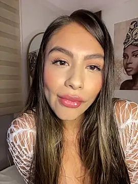  laura 02 online show from September 15, 12:21 am