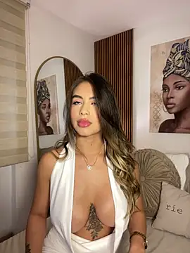  laura 02 online show from October 1, 6:47 pm