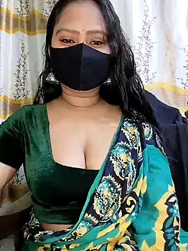 Snapshot of Idhika_Paul chatting on February 15, 2:00 pm Idhika Paul online show from February 15, 2:00 pm