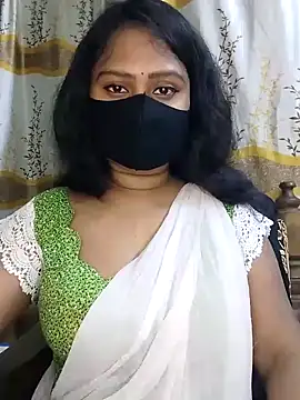 Snapshot of Idhika_Paul chatting on February 18, 1:33 pm Idhika Paul online show from February 18, 1:33 pm