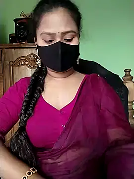 Snapshot of Idhika_Paul chatting on February 19, 10:12 am Idhika Paul online show from February 19, 10:12 am